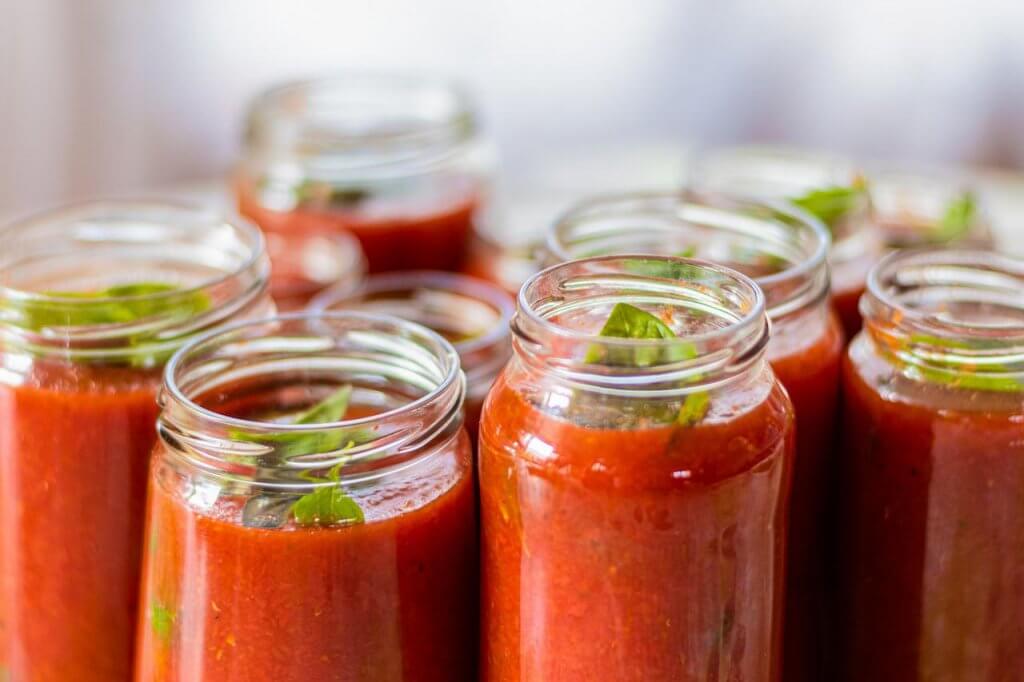 sauce, tomato, canning-5514235.jpg